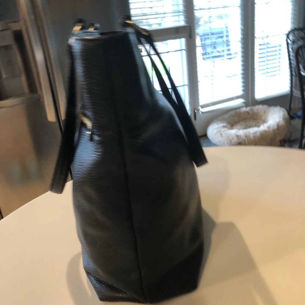 VGUC Kate Spade Pebbled Leather Handbag - Picture 2 of 8